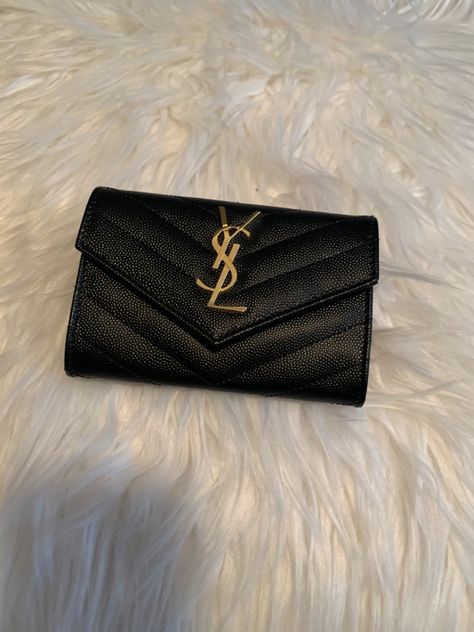 Luxury Wallets Women, Ysl Wallet Aesthetic, Wallets For Women Designer, Cute Wallet Aesthetic, Wallets Aesthetic, Wallet Aesthetic, Ysl Purse, Luxury Wallets, Ysl Wallet