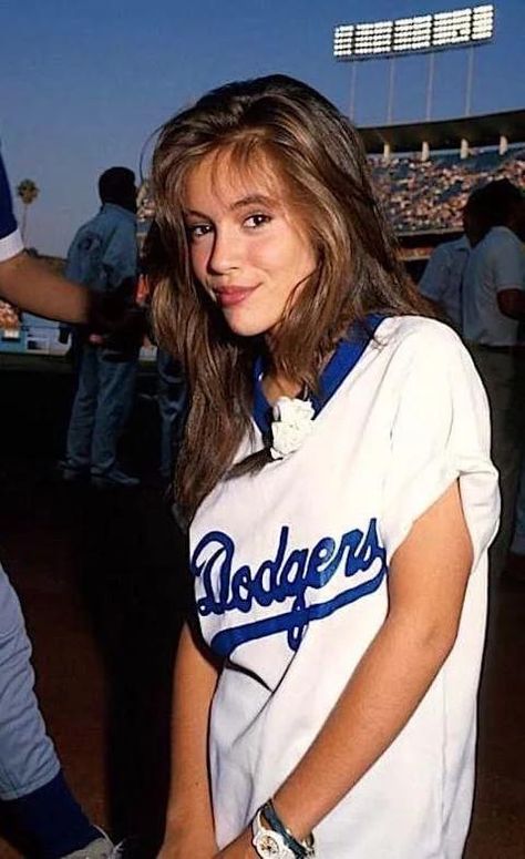 Alyssa Milano Young, Alyssa Milano Hair, Allysa Milano, Hair 90s, Old Celebrities, Iconic Outfits, Old Pics, History Videos, Leagues Under The Sea