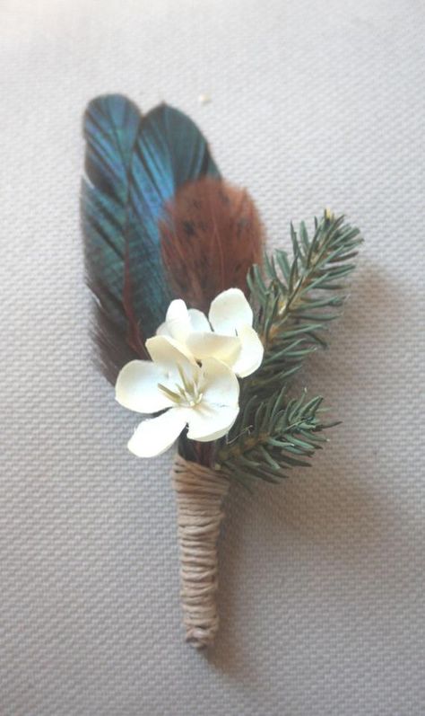 Evergreen and Feather Boutonniere Feather Boutonniere, Wedding Flowers Greenery, Wedding Simple, Feather Wedding, Prom Flowers, Spring Wedding Flowers, Boutonniere Wedding, Winter Flowers, Arte Floral