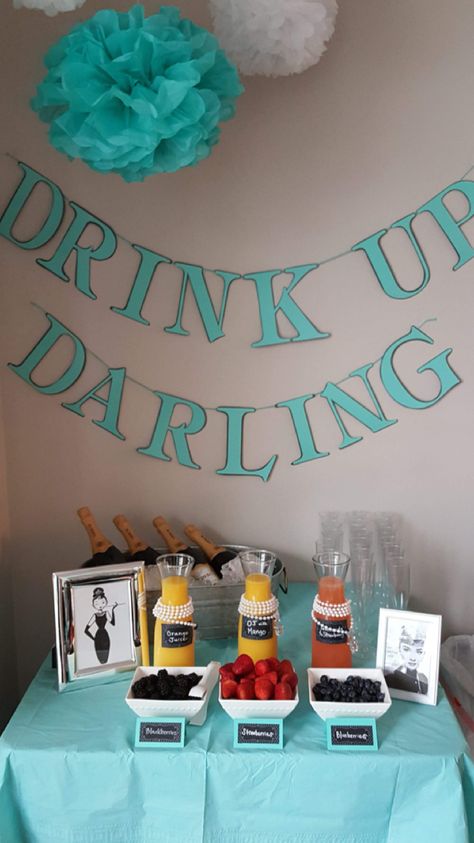 Tiffany Co Party Ideas Birthdays, Tiffany Blue Shower Ideas, Tiffany Tea Party, Breakfast At Tiffanys Engagement Party, Tiffany 21st Birthday Party, Tiffany Brunch Ideas, Breakfast At Tiffany Bridal Shower Ideas, Breakfast At Tiffany's Party Ideas, Breakfast At Tiffany's Theme