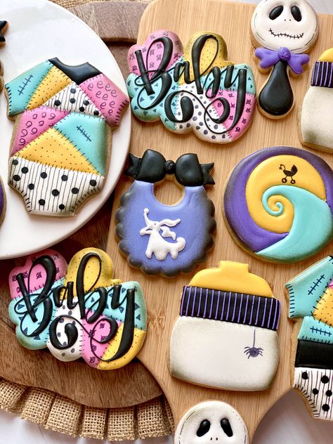 Christmas Baby Shower Cookies, Nightmare Before Christmas Babyshower, Halloween Shower Ideas, Nightmare Before Christmas Baby, Baby Shower Sugar Cookies, Christmas Gender Reveal, October Baby Showers, Halloween Baby Shower Theme, Cookies Ideas