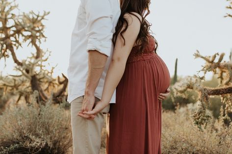 Cloudy Maternity Photoshoot, Outside Maternity Photos, Pregnet Pictures Photography, Arizona Maternity Shoot, Photoshoot Pregnant Ideas, Lesbian Maternity Photoshoot, Maternity Shoot Ideas Outdoor, Outdoor Maternity Photos Fall, Maternity Photography Boho