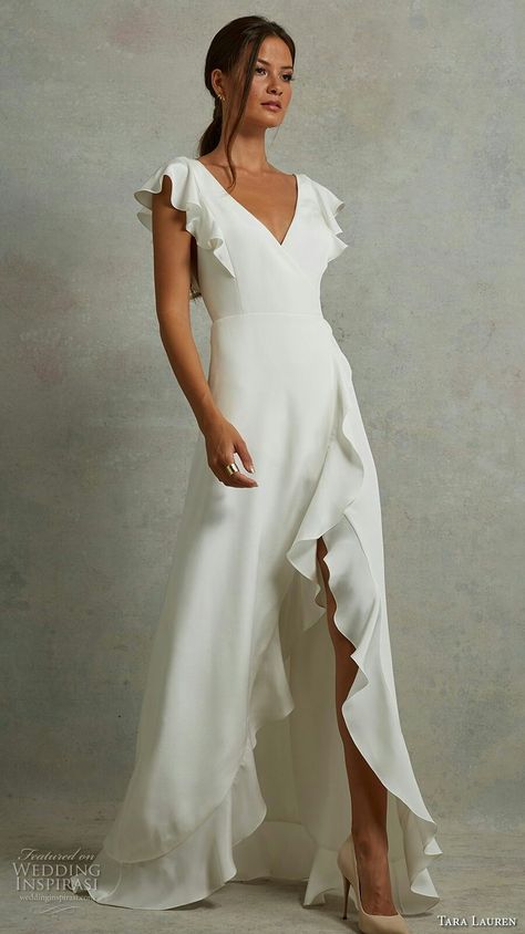 Elegant Skirt, Solid Color Dress, Best Wedding Dresses, Dress Silhouette, A-line Wedding Dress, Wedding Dresses Simple, Trendy Dresses, Spring Dresses, Bridal Collection