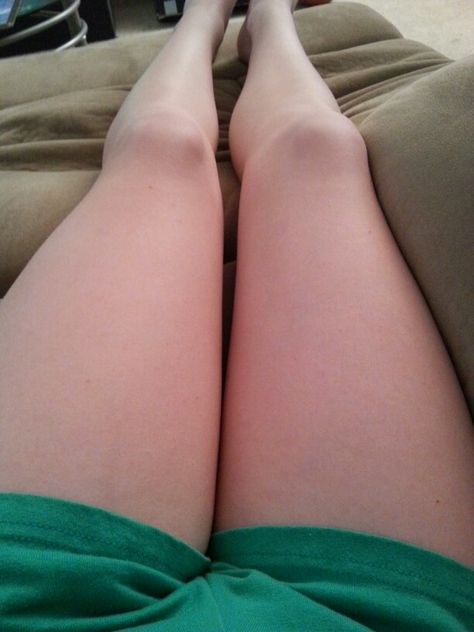 Before picture of my legs be for summer!!!! Legs Pics, Leg Selfie, Tighs Pic Snap, Leg Photo, Thigh Aethstetic, Legs Aesthetic, Female Legs, Thigh Pic Ideas Mirror, Leg Picture