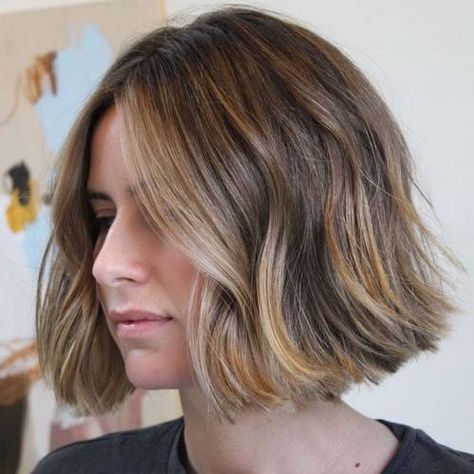 27 Stunning Examples of Balayage Brown Hair | Who What Wear Balayage On Brown Hair, Short Balayage, Brown Bob Hair, Chris Appleton, Blonde Balayage Bob, Beauty Hair Color, Blond Balayage, Short Brown Hair, Brown Hair Balayage