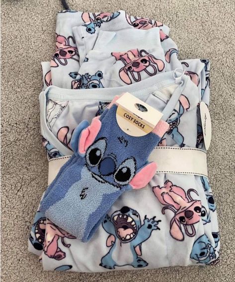 Lilo And Stitch Toys, Stitch Merchandise, Stitch Pajamas, Lilo And Stitch Merchandise, Lilo And Stitch Ohana, Cute Disney Outfits, Disney Phone Cases, Stitch Toy, Cute Clothing Stores