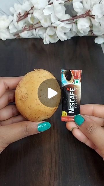 Health | Beauty | Fitness on Instagram: "Bridal Special Potato Face pack & dark Circles Remove   Coffee+ potato+sugar+honey   #skincaretips #beautytips  #naturalremedies #beautybloggers #selfcare #removemakeup #koreanskincare #koreanskincareroutine  #homeremedies #viralvideo #reelkarkedekho❤️❤️❤️❤️" Potato Face Pack For Glowing Skin, Potato For Skin, Potato Face Mask, Potato Face, Dark Circle Remedies, Beauty Courses, Face Glow, Beautiful Skin Care, Honey Face