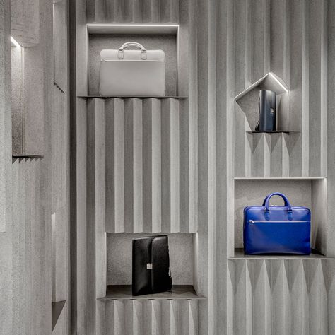 David Adjaye uses crinkled concrete panels for Valextra concession at Harrods David Adjaye, Concrete Wall Panels, Architectural Association, Concrete Interiors, Store Concept, Bachelor's Degree, Retail Store Interior, Retail Store Design, Retail Interior