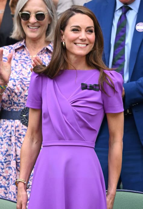 Kate Middleton Wimbledon, Kate Middleton Stil, Savannah Phillips, Style Kate Middleton, Kate Middleton Queen, Kate Middleton Style Outfits, Carlos Alcaraz, Princess Katherine, Celebrity Style Icons