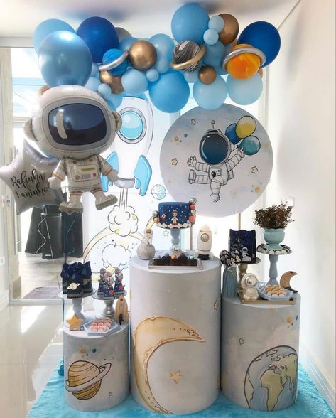 Space Themed Birthday, Space Party Decorations, 2nd Birthday Party For Boys, Boys First Birthday Party Ideas, Astronaut Birthday, Space Theme Party, Boy Birthday Party Themes, Outer Space Birthday, 1st Birthday Party Themes