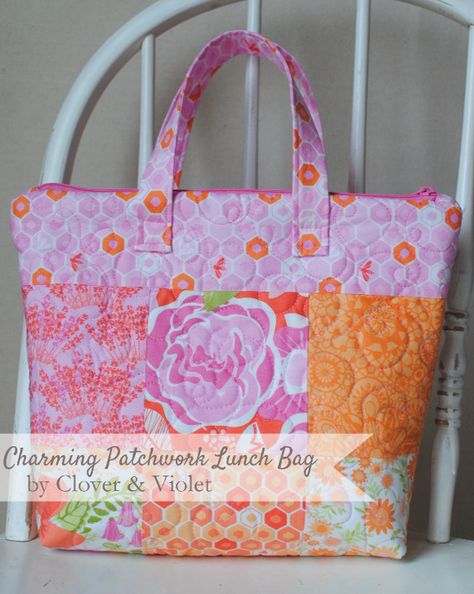 Lunchbag Lunch Bag Tutorials, Sewing Caddy, School Lunch Bag, Quilted Bags, Basket Liners, Sac Lunch, Sewing Purses, Bag Tutorial, Diy Purse