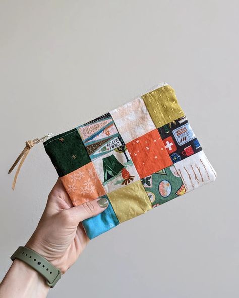 Who's ready for summer camp??? I live in a town with these vibes year-round, and can't wait to send them out into the world with you! It's… | Instagram Easy Repurpose Projects, Small Fabric Scraps Ideas, Sew Scraps Projects, Sewing Selling Ideas, Quick Sewn Gifts, Patchwork Pouch, Scrap Fabric, Scrap Sewing Projects, Sewn Gifts