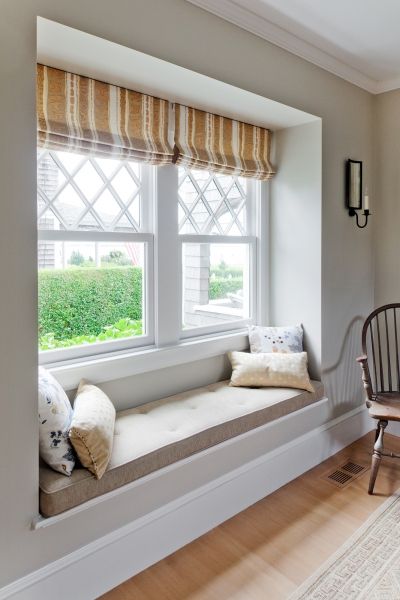 Bedroom Window Seat, Boston Living Room, Window Seating, Bay Window Seat, Window Seat Design, Bay Window Curtains, Interior Design Per La Casa, Window Benches, Room Seating