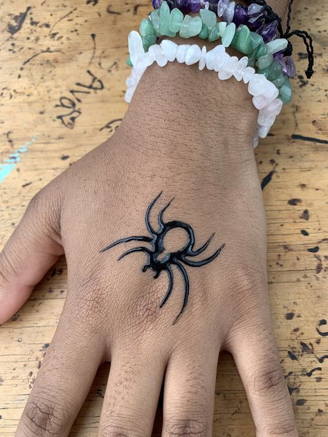 Henna Tattoo Designs For Men, Spiderman Henna, Spider Henna, Henna For Men, Henna For Boys, Henna Men, Men Henna Tattoo, Small Henna Tattoos, Small Henna