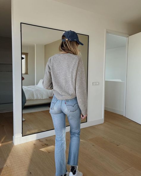 Fitted pants outfit jeans