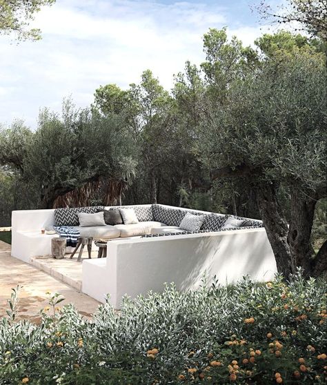 Small Doors, Casa Exterior, Menorca, Private Villas, Pool House, Puglia, Summer House, Outdoor Seating, Seating Area