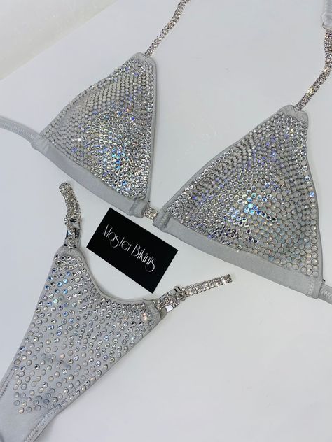 Sparkly Bathing Suits, Draculaura Aesthetic Outfit, Pretty Shoes Sneakers, Cute Bikinis, Pretty Lingerie, Bra And Panty Sets, Bra Set, Dance Wear, Look Fashion