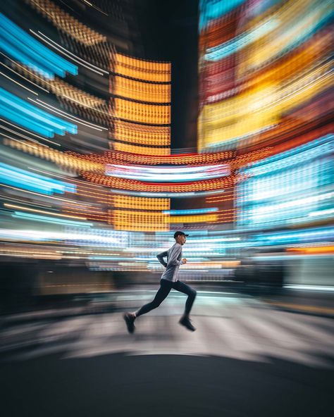 Long Exposure Portrait, Panning Photography, Streets Photography, Motion Blur Photography, Movement Photography, Shutter Speed Photography, Photography Ideas At Home, Blur Photography, Teal And Orange