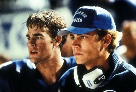 paul-walker-varsity-blues Paul Walker Varsity Blues, Paul Walker Family, James Van Der Beek, Paul Walker Movies, Varsity Blues, Paul Walker Tribute, Football Movies, Brian Oconner, Rip Paul Walker