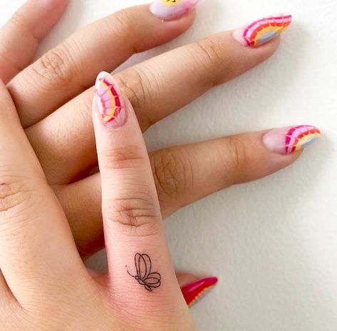 76 Hand Tattoos For Women with Meaning - Our Mindful Life Pinky Tattoo, Dragon Hand Tattoo, Inner Finger Tattoo, Simple Hand Tattoos, Simple Butterfly Tattoo, Thumb Tattoos, Full Hand Tattoo, Butterfly Hand Tattoo, Our Mindful Life