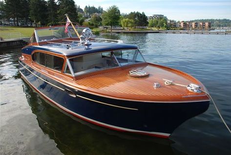 Chris Craft - LadyBen Chris Craft Wood Boats, Riva Boot, Wooden Boats For Sale, Wooden Boat Kits, Chris Craft Boats, Wood Boat Plans, Plywood Boat Plans, Plywood Boat, Classic Wooden Boats