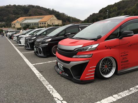 Vellfire Toyota Modified, Toyota Modified, Vellfire Toyota, Street Custom, Toyota Vellfire, Toyota Van, Cars Accessories, Toyota Alphard, Cool Vans