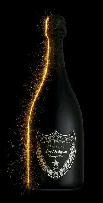 MF ♤ Wine Styling, Bottle Ads, Wine Ads, Don Perignon, Wine Bottle Photography, Bottle Of Champagne, طابع بريدي, Wine Photography, Cigars And Whiskey