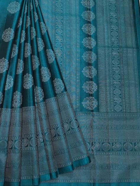 Banarasi Shalu, Indian Saree Designs, Kanjipuram Saree, Indian Bride Saree, Lazy Cake, South Indian Bride Saree, Trending Sarees, Latest Silk Sarees, Kanjeevaram Sarees