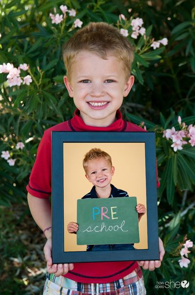 Beginning of School/End of school pictures  #howdoesshe #school #schoolpictures #kidpictures #endofschoolpictures  howdoesshe.com First Day Of School Pictures, First Day Jitters, Back To School Pictures, School Picture, First Year Photos, School Photo, New Classroom, 1st Day Of School, End Of School