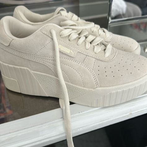 Platform Puma Sneakers, Puma Black Sneakers, Pink Puma Sneakers, Puma Sneakers Black, White Casual Sneakers, Preppy Women, Rose Gold Sneakers, Shoes Puma, Casual Sneakers Women