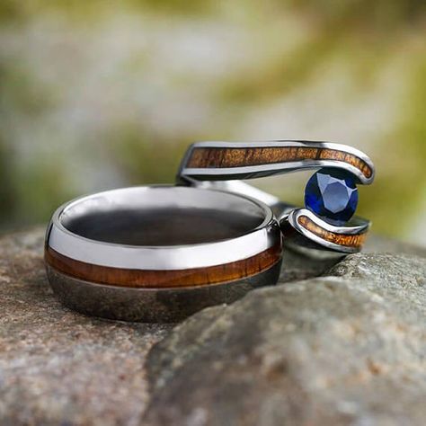 This Hawaiian wood ring set is perfect for a beach-loving couple. If you want a beach wedding why not commemorate it with these eco-friendly titanium wedding rings with Koa wood? Hawaiian Wedding Rings, Titanium Engagement Rings, Wood Engagement Ring, Wood Wedding Ring, Unusual Wedding, Cool Wedding Rings, Titanium Wedding Rings, Custom Wedding Rings, Koa Wood