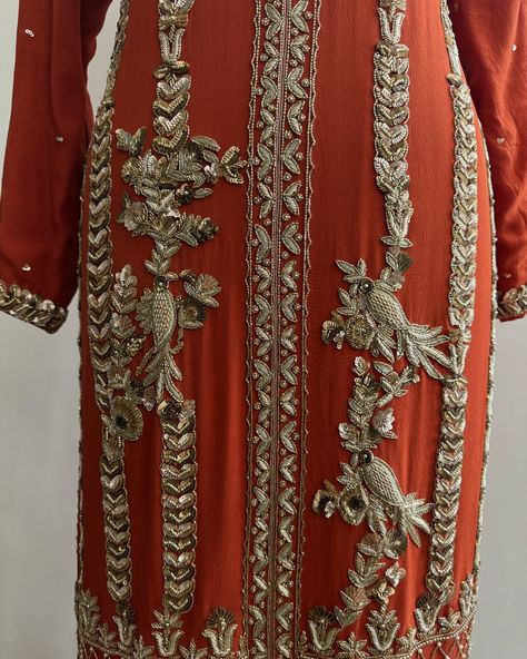 This mesmerising beauty is hand crafted by our dedicated craftsmen who are continuously keeping the *Punjabi tradition* of embroidery, alive. The conscious use of Dabka, sippi, Gota and Moti Are used in this outfit to give it a rich heritage look. This one goes out to a very special client in USA 🇺🇸 who is going to adore this beautiful outfit for a family wedding with the rust colour theme. This beautiful suit can also be graced by new brides to be in their wedding trousseau ~ Can be cus... Wedding Lehngas, Wedding Trousseau, Rust Colour, Colour Theme, Suits Design, Beautiful Suit, Embroidery Suits Design, Embroidery Suits, Family Wedding