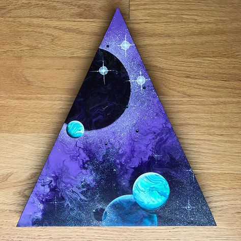 ⭐️DEEP SPACE⭐️I am loving these new triangular boards!!!!⭐️mixed media on a 12” tall x 11” base x 7/8” deep triangular wood panel⭐️genuine… Triangle Painting Ideas, Triangle Canvas Painting Ideas, Triangle Painting, Lewandowski Bayern, Triangle Canvas, Artist Cake, Long Painting, Boxing Girl, Simple Canvas Paintings