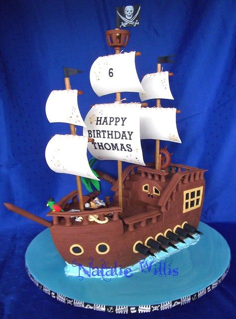 Kids Pirate Ship, Pirate Ship Cake, Pirate Birthday Cake, Pirate Mermaid, Pirate Ship Cakes, Ship Cake, Boat Cake, Pirate Themed Birthday, Pirate Cake