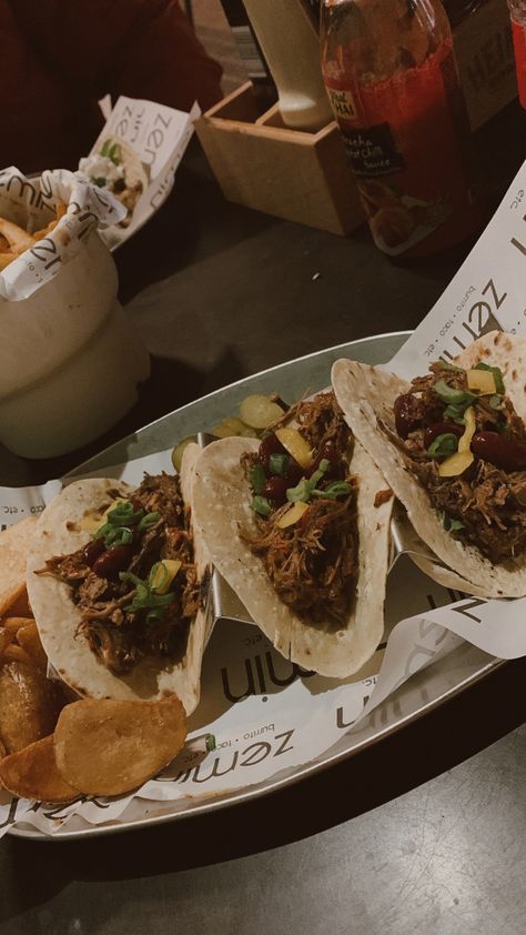 Eating Tacos Aesthetic, Taco Aesthetic, Tacos Aesthetic, Taco In A Bag, Taco Pictures, Taco Cups, Eating Tacos, Sugar Donut, Mexican Tacos