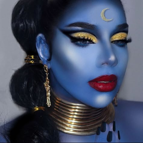 Genie Makeup, Spooky Sewing, Disney Halloween Makeup, Spooky Fashion, Drag Make-up, Creepy Halloween Makeup, Cute Halloween Makeup, Halloween Makeup Diy, Amazing Halloween Makeup