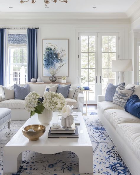 52 Elegant Blue and White Living Room Design and Decor Ideas – CreativeBooster Southern Interior Design Living Room, White And Blue Living Room, Blue And White House, Blue And Cream Living Room, Coastal Lounge, Sunroom Decor, Colorful Rooms, Blue And White Living Room, Cream Living Rooms