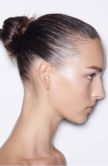 The Slicked Back Bun #buns #hair #hairspiration #catwalkstyle Slicked Back Spiky Bun, Gel Back Hairstyles, Hair Gell, Slicked Back Bun, Slicked Back Hairstyles, Slick Back Hair, Slick Bun, Slick Back Bun, Slicked Hair