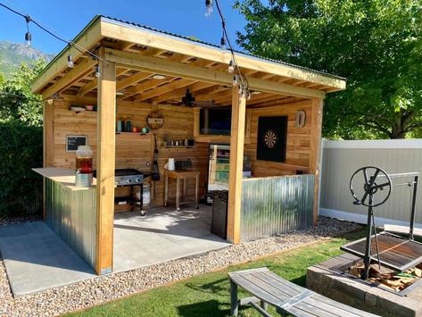 Grilling Shed Ideas, Bbq Sheds Outdoor, Bbq Shed Grill Area, Bbq Shack Backyard, Bbq Shack Ideas, Grill Shack, Party Shed, Bbq Shack, Bbq Shed