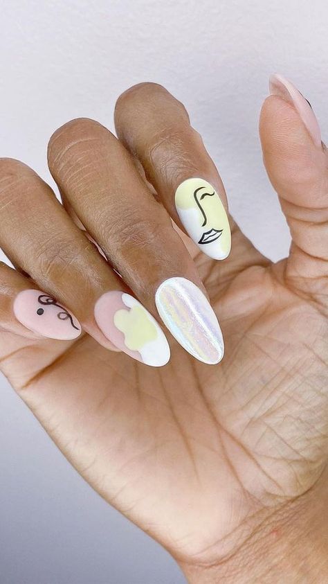 Summer Nails Abstract, Chrome Nude Nails, Hottest Summer Nails, Best Summer Nails, Swirl Nails, Abstract Nail, Minimalist Nail, Summer Acrylic, Nails Gold