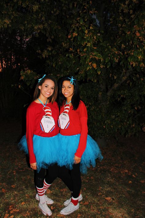 Thing 1 and thing 2! Bestfriend Halloween costume goals!!! Thing One And Thing Two Costumes, Bestfriend Halloween Costume, Cute Best Friend Costumes, Thing One And Thing Two, Best Friend Costumes, Halloween Duo, Thing 1 And Thing 2, Halloween Duos, Friend Costumes