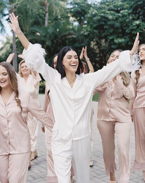 15 ​best bridesmaids pajamas for your wedding morning Wedding Getting Ready Aesthetic, Bridesmaid Morning Outfit, Bridal Getting Ready Photos, Bridesmaids Getting Ready Photos, Bridesmaids Pajamas, Bridesmaid Get Ready Outfit, Bridal Party Pajamas, Pajamas Aesthetic, Bridesmaid Pajamas