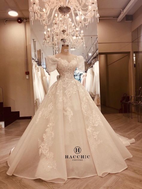 Wedding Dress Filipiniana, Filipino Inspired Wedding Dress, Filipino Wedding Dress, 18th Debut, Modern Filipiniana Gown, Filipiniana Wedding Dress, Filipiniana Wedding Theme, Debut Gowns, Filipiniana Wedding