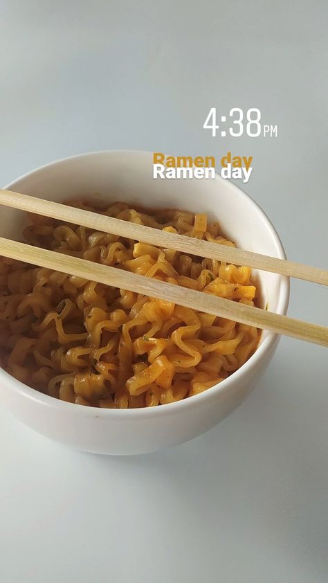 Ramen Aesthetics Insta Story, Ramen Snapchat Story, Ramen Instagram Story, Story Sushi, Ramen Aesthetic, Insta Caption, Snapchat Streaks, Breakfast Aesthetic, Food Captions