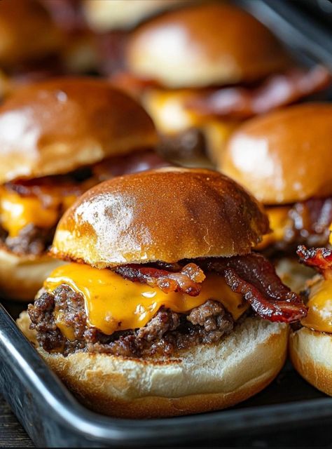 Health meal, low carbs meals, keto meal Mini Cheeseburger Sliders Oven Baked, Pretzel Bun Hamburger Sliders, Sliders Recipes Cheeseburgers, Small Burgers Sliders, Slider Buffet Ideas, Hamburger Sliders In Oven, Sliders Hamburger, October Dinners, Cheese Burger Sliders