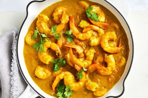 Prawns And Rice, King Prawn Curry, Curry Prawns, Chinese Curry, Prawn Curry Recipe, Fijian Food, Prawns Recipe, Cheesy Chicken Broccoli, Prawn Curry