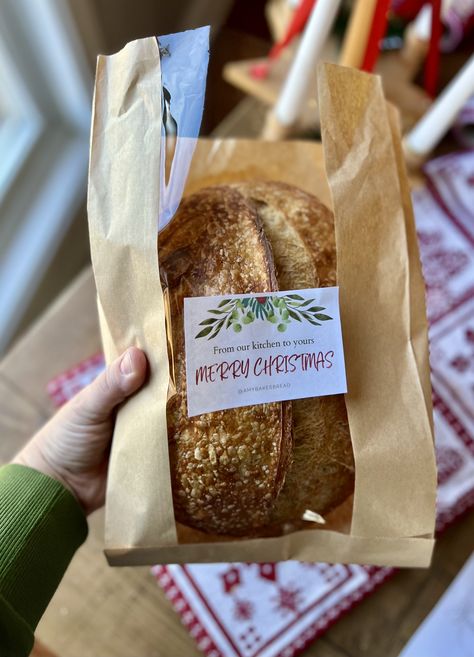 Gifting Sourdough - Homemade Bread Basket Gift, Sourdough Wrapping Ideas, Gifting Sourdough Bread Packaging, Mini Sourdough Loaves For Gifts, How To Package Sourdough Bread As A Gift, Sourdough Ornaments, Sourdough Packaging Ideas, Sourdough Gift Ideas, Sourdough Christmas Gift