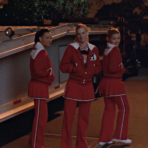 Glee Cheerios Aesthetic, Glee Halloween Costumes, Glee Cheerleader, Glee Cheerios, Glee Aesthetic, Indie Hipster Fashion, The Unholy Trinity, Brittany And Santana, Unholy Trinity