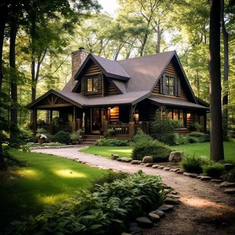 Cottage Like Home Exterior, Country Side House Design, Wood Cabin House Exterior, Houses That Blend In With Nature, House By The Woods, Home In The Woods Exterior, Rustic House Farmhouse Exterior, Building A House In The Woods, Cute Cabin Exterior