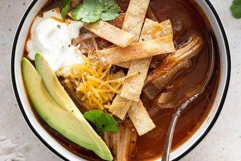 Turkey Tortilla Soup Soup Skinnytaste, Turkey Pot Pie Soup, Turkey Tortilla Soup, Tortilla Soup Easy, Leftover Turkey Soup, Turkey Soup Recipe, Pot Pie Soup, Tortilla Soup Recipe, Chili Soup